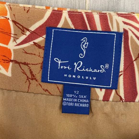 Tori Richard HONOLULU 100% silk‎ skirt - Picture 2 of 5